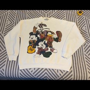 Vintage Mickey and friends crewneck sweatshirt.